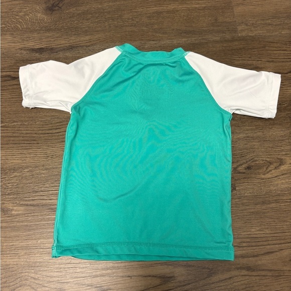 2T Wonder Nation Green & White Rashguard Swim Set, exclt cdtn, 15% off w 2+ bdle - Picture 6 of 7